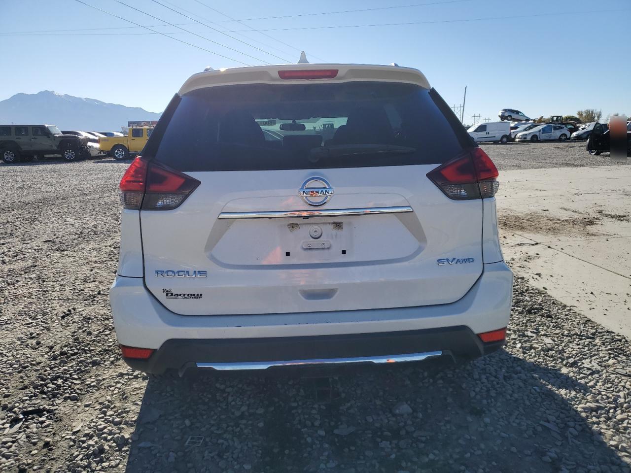 2017 Nissan Rogue - Image 6