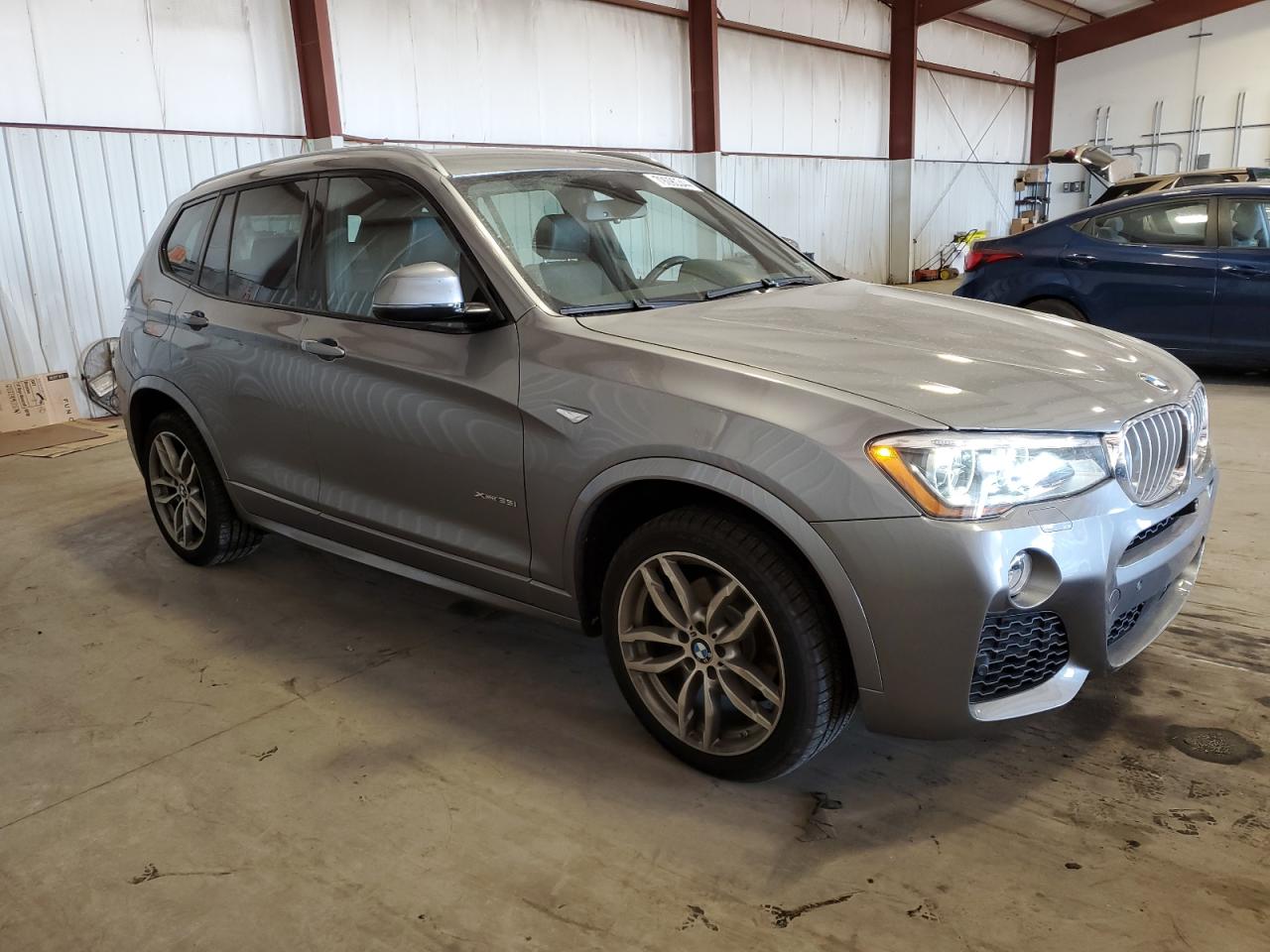 VIN 5UXWX7C54H0U42814 2017 BMW X3 no.4