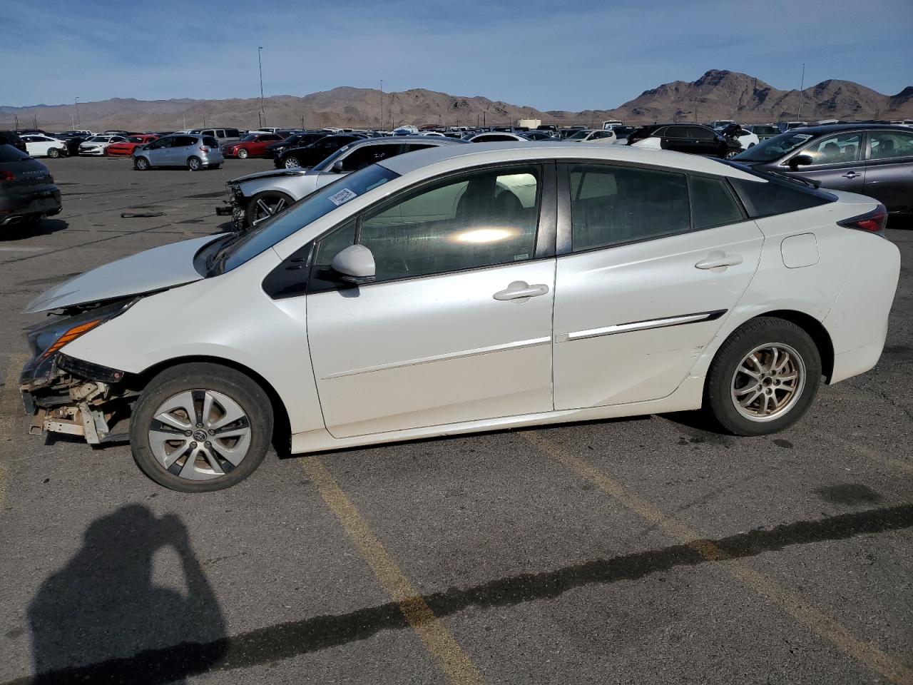 VIN JTDKARFU7G3023269 2016 TOYOTA PRIUS no.1