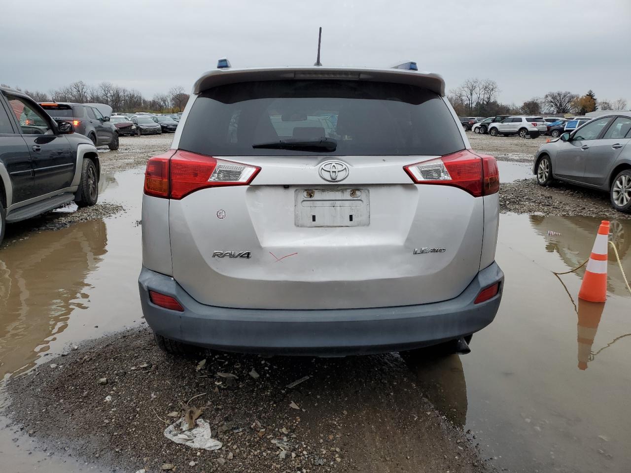 VIN JTMBFREV0DD001115 2013 TOYOTA RAV4 no.6