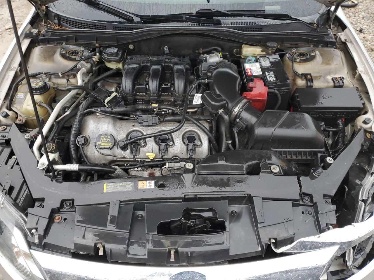 2010 Ford Fusion - Image 11