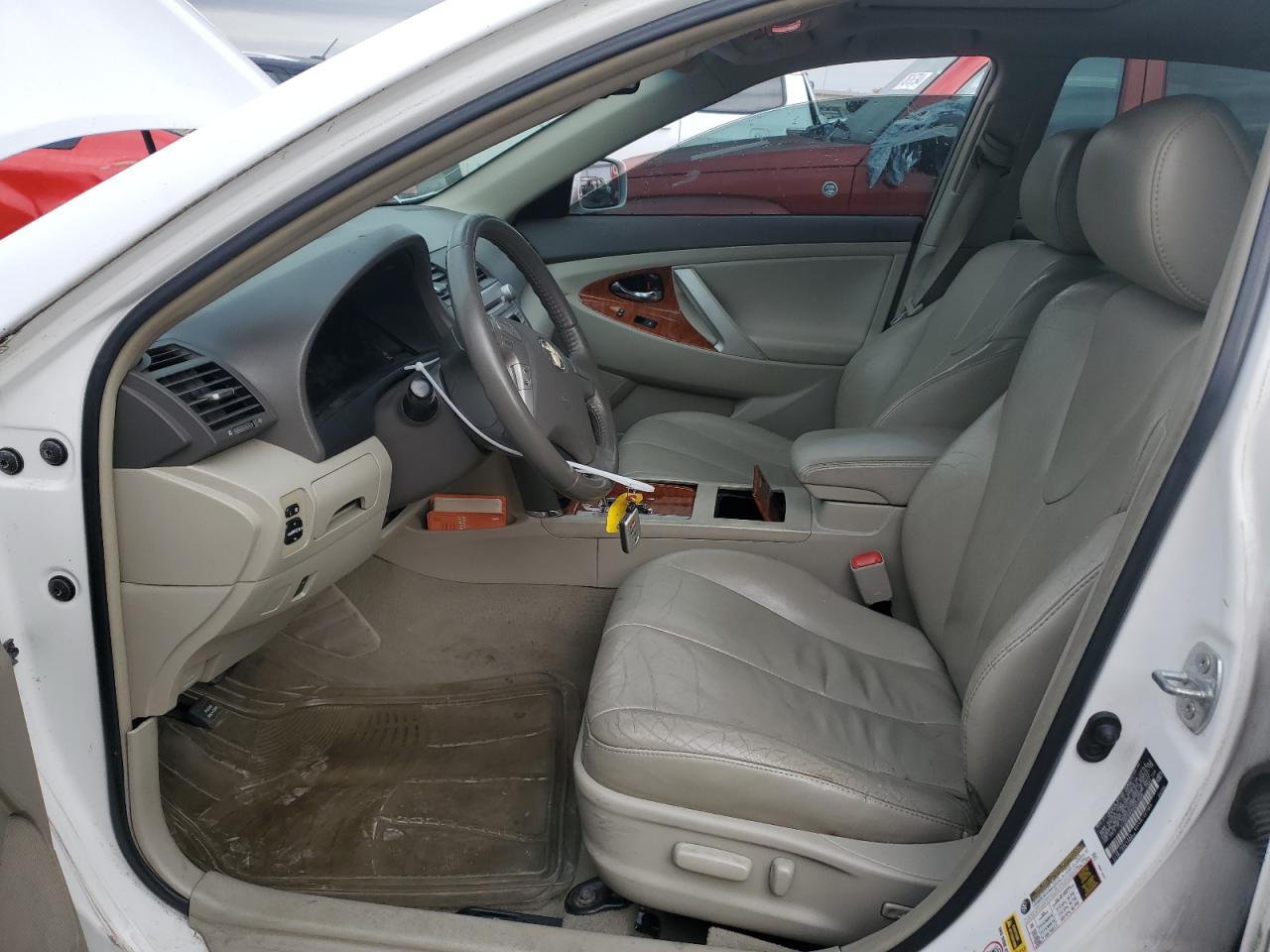 2010 Toyota Camry - Image 7