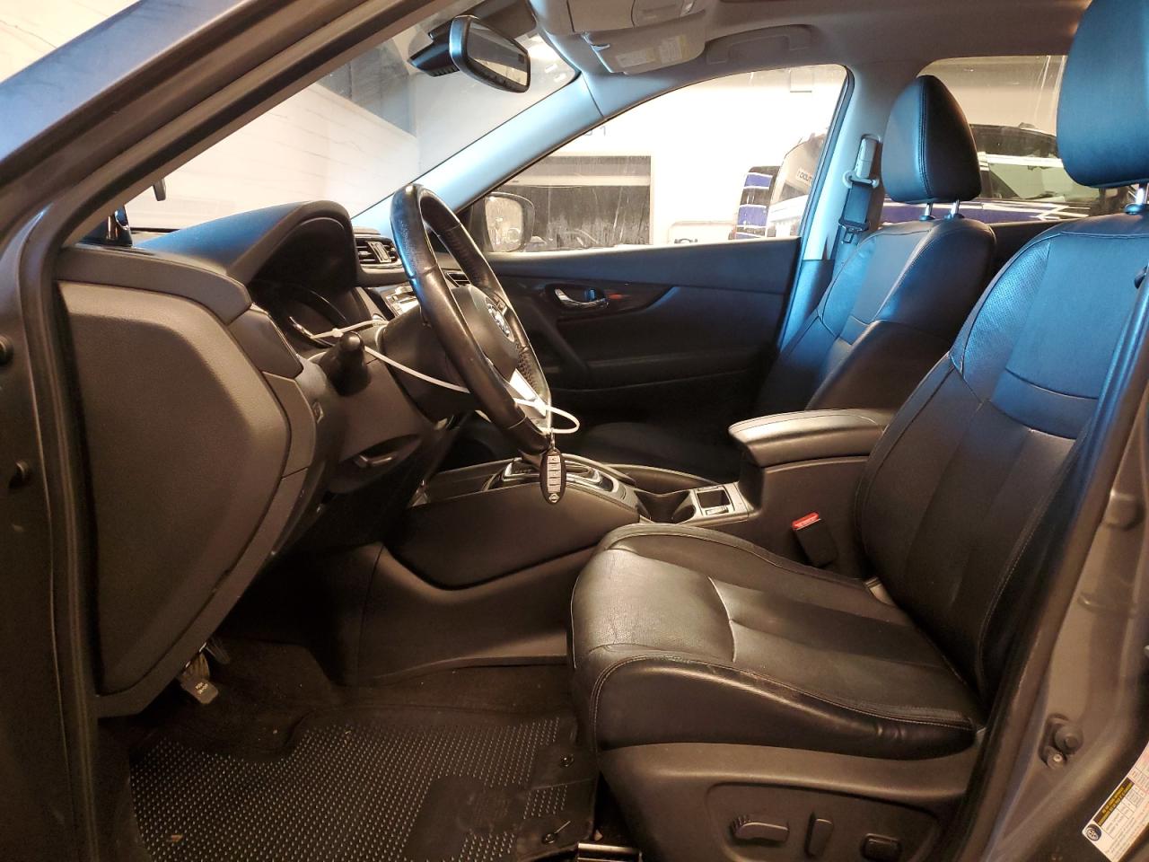 2017 Nissan Rogue - Image 7