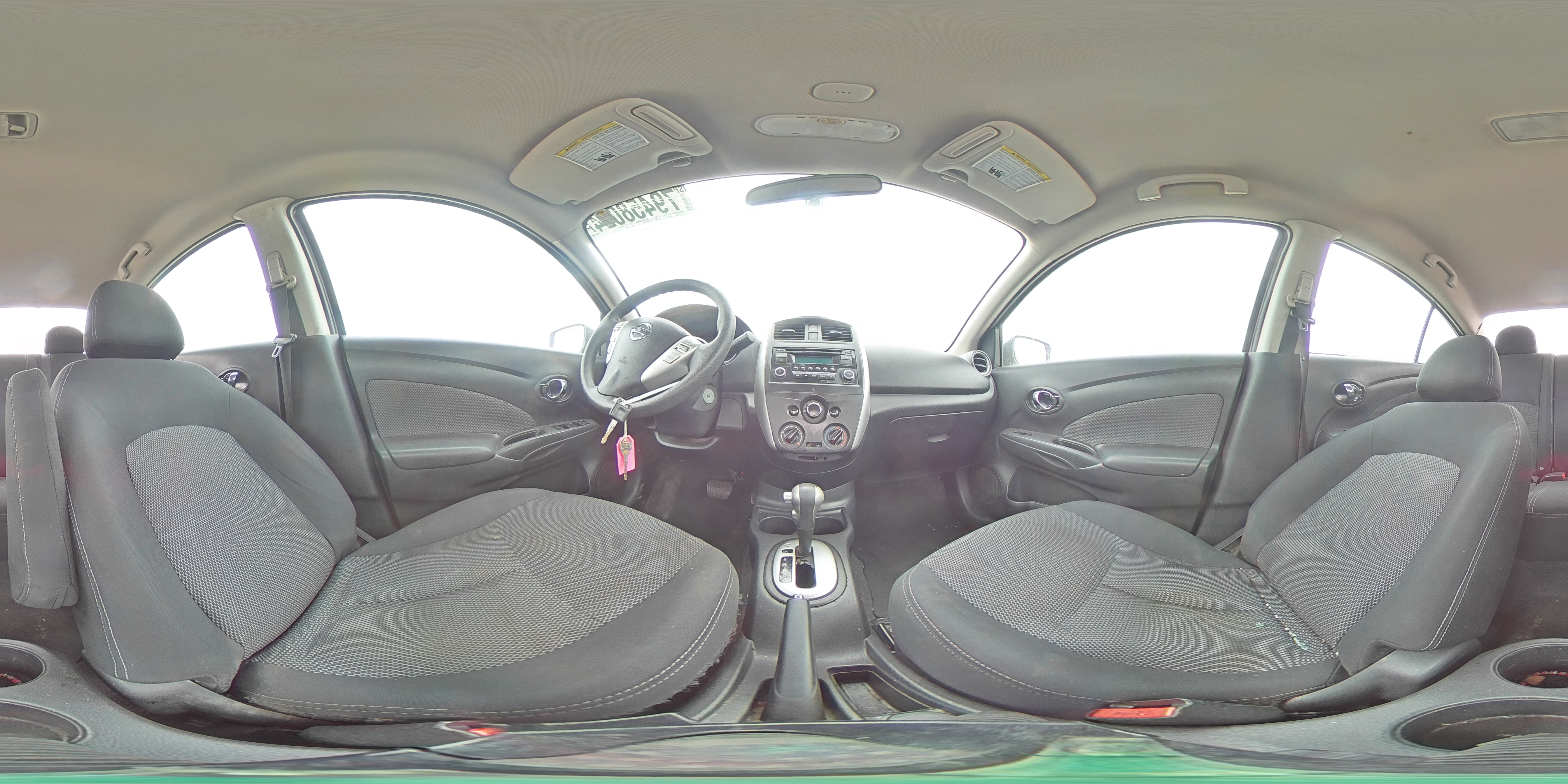 2015 Nissan Versa - Image 13