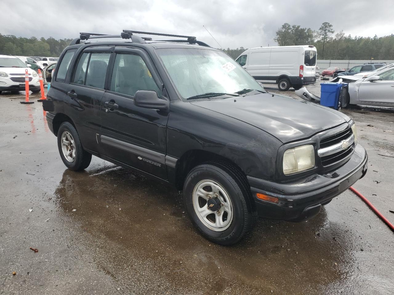 2000 Chevrolet Tracker - Image 4