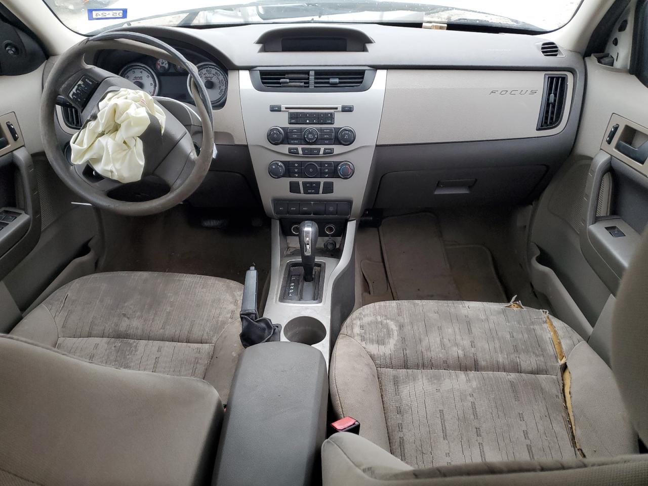 2009 Ford Focus - Image 8