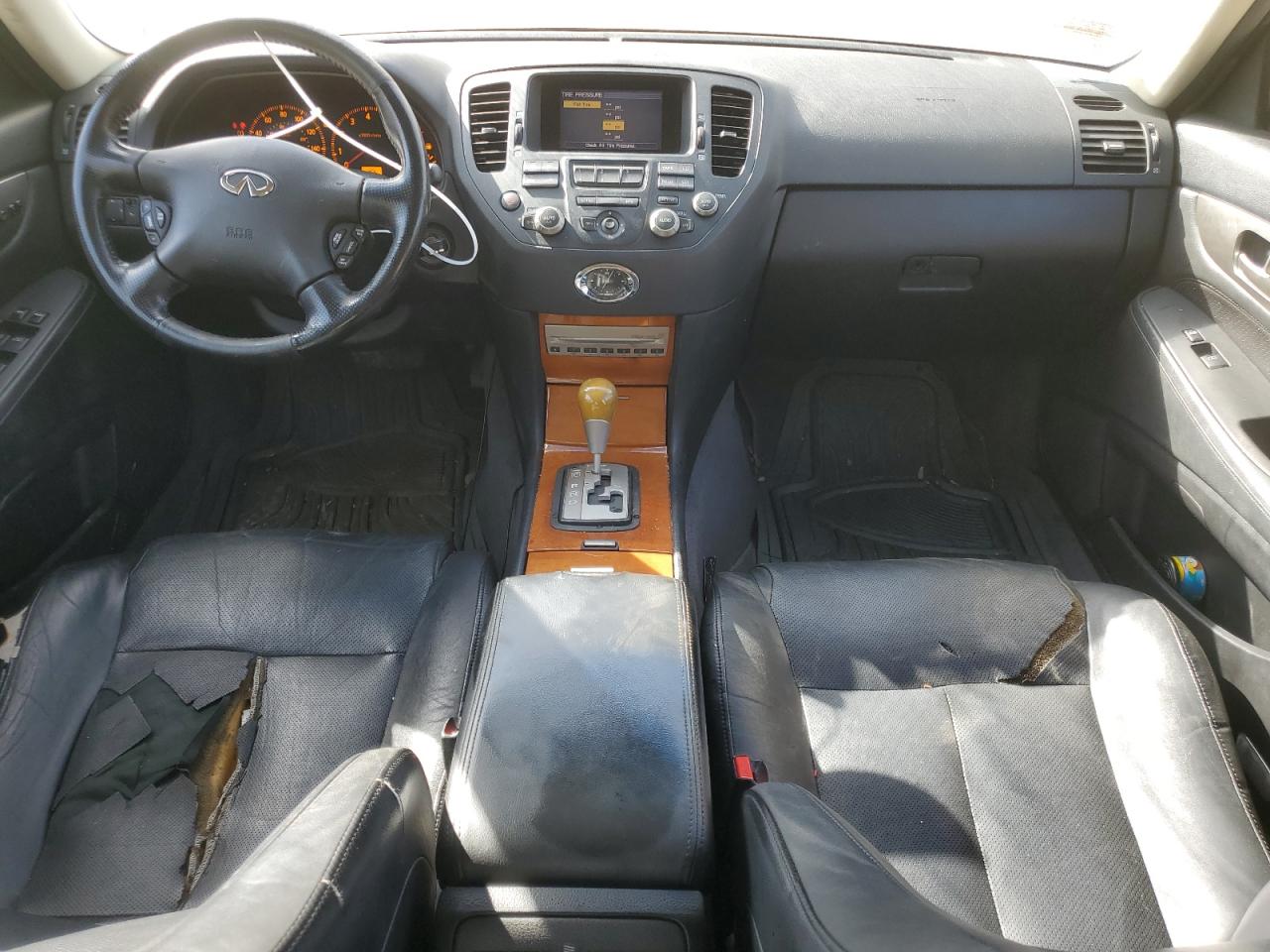 2004 Infiniti M - Image 8