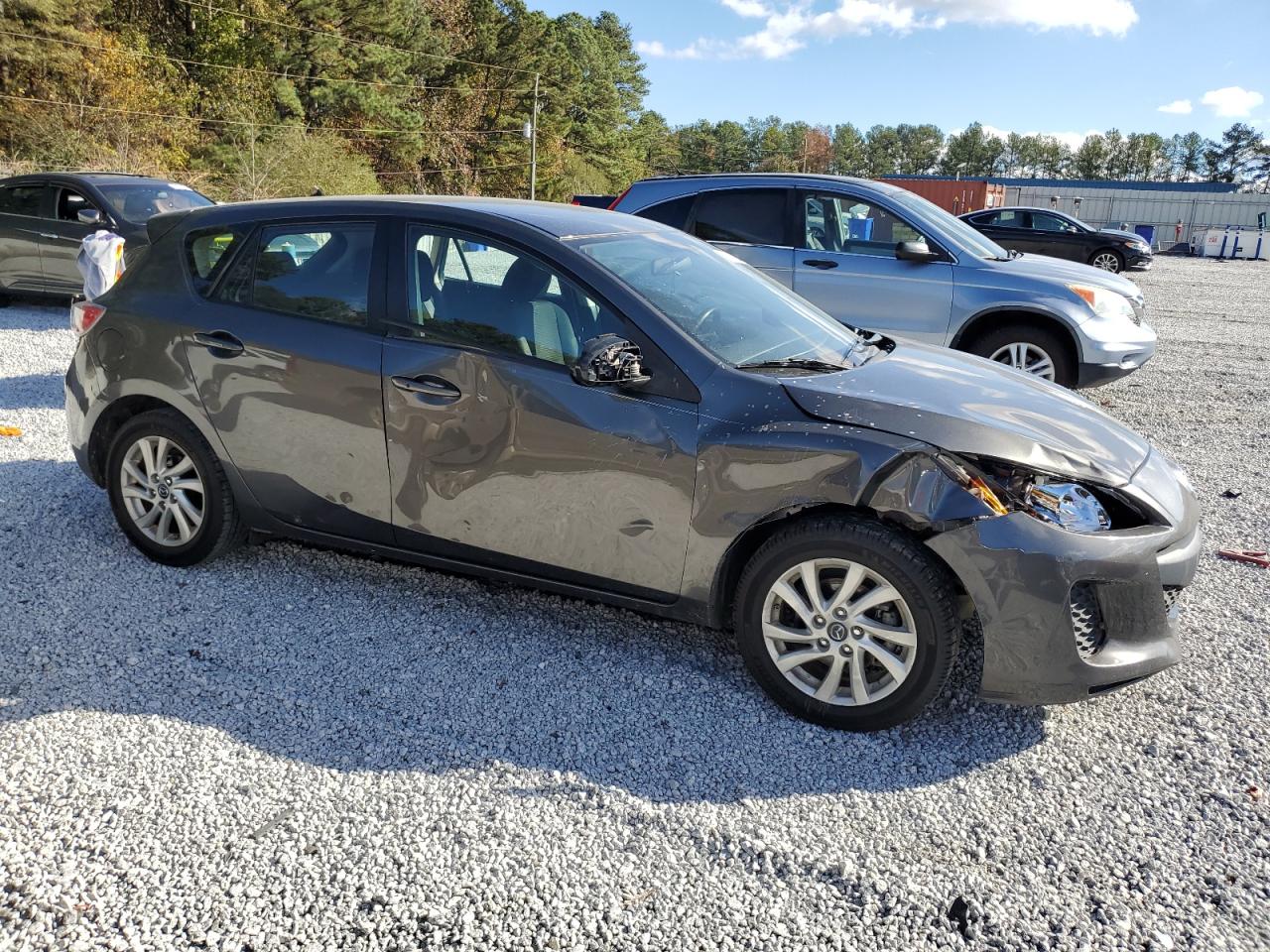 2013 Mazda 3 - Image 4
