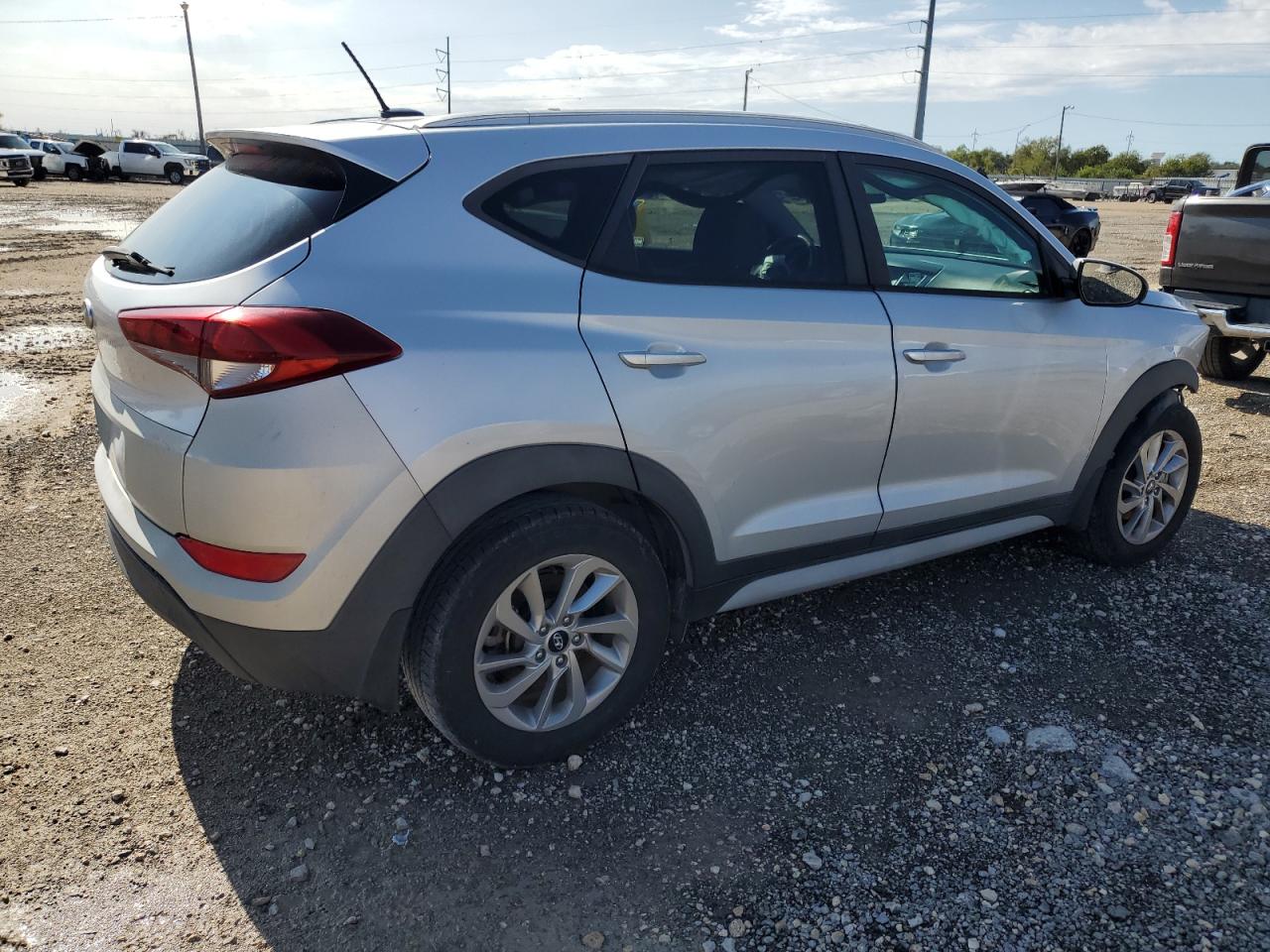 2017 Hyundai Tucson - Image 3