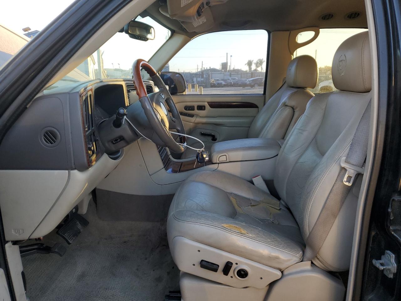 2006 Cadillac Escalade Luxury VIN: 1GYEC63N06R161700 Lot: 82040984