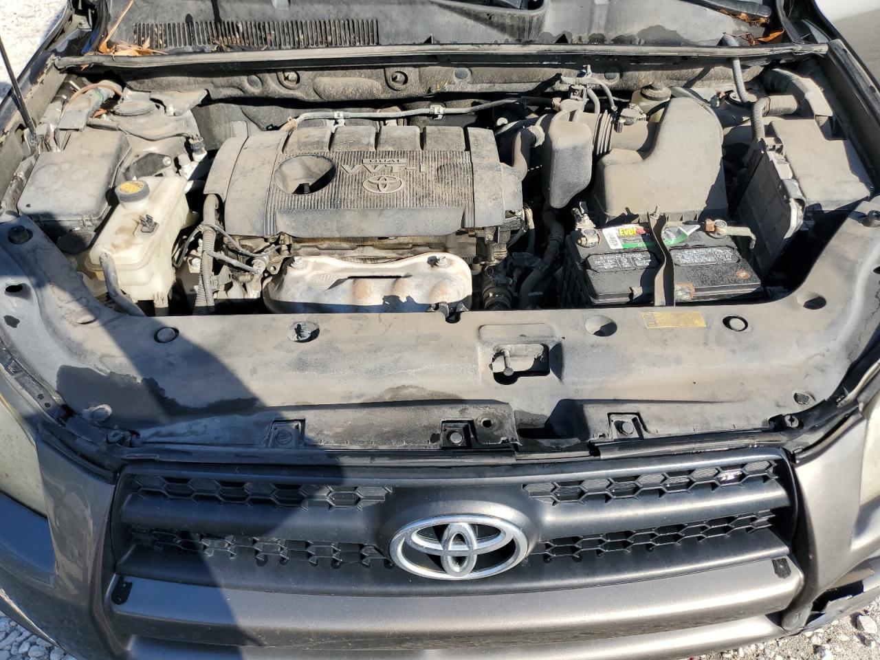 2010 Toyota RAV 4 - Image 12