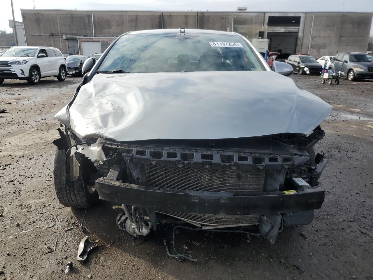 2017 Hyundai Elantra - Image 5