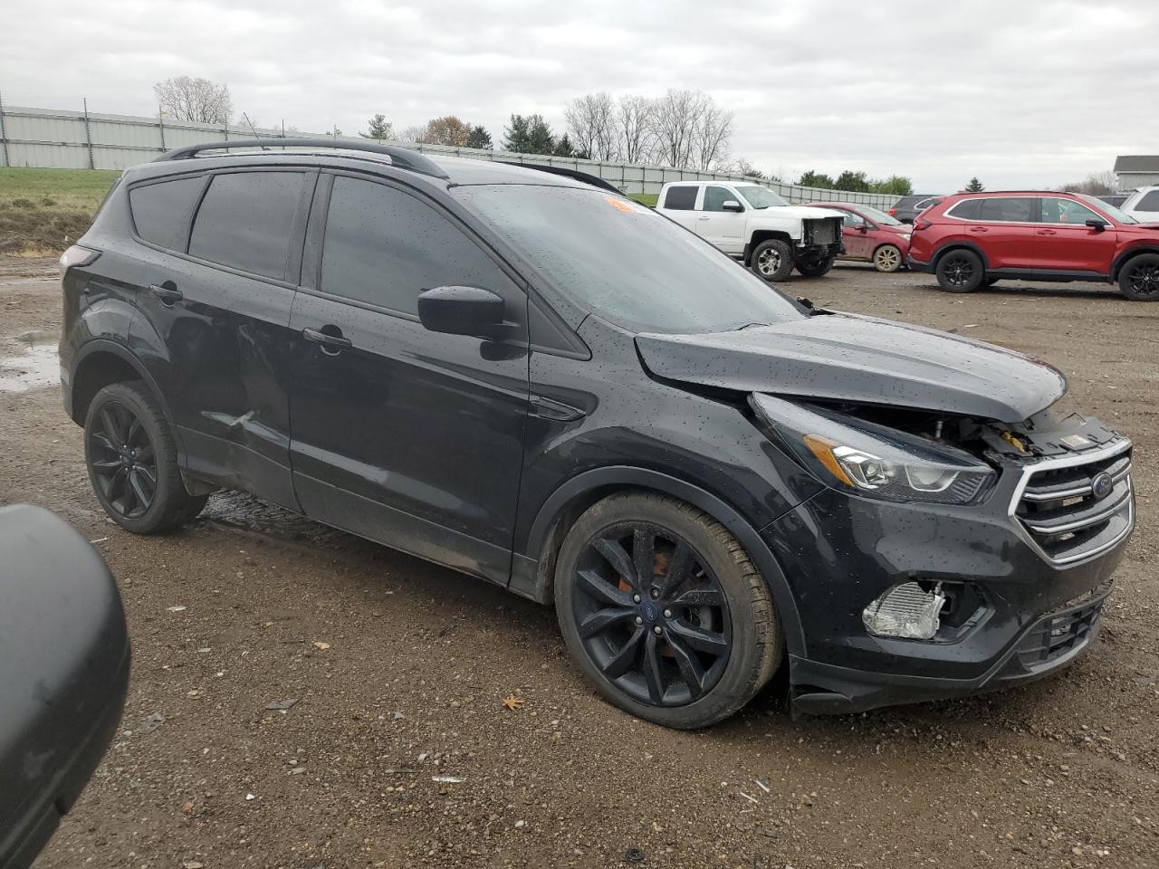 VIN 1FMCU0HD8JUC69488 2018 FORD ESCAPE no.4