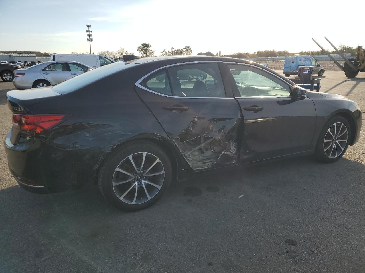 VIN 19UUB2F56FA002074 2015 ACURA TLX no.3