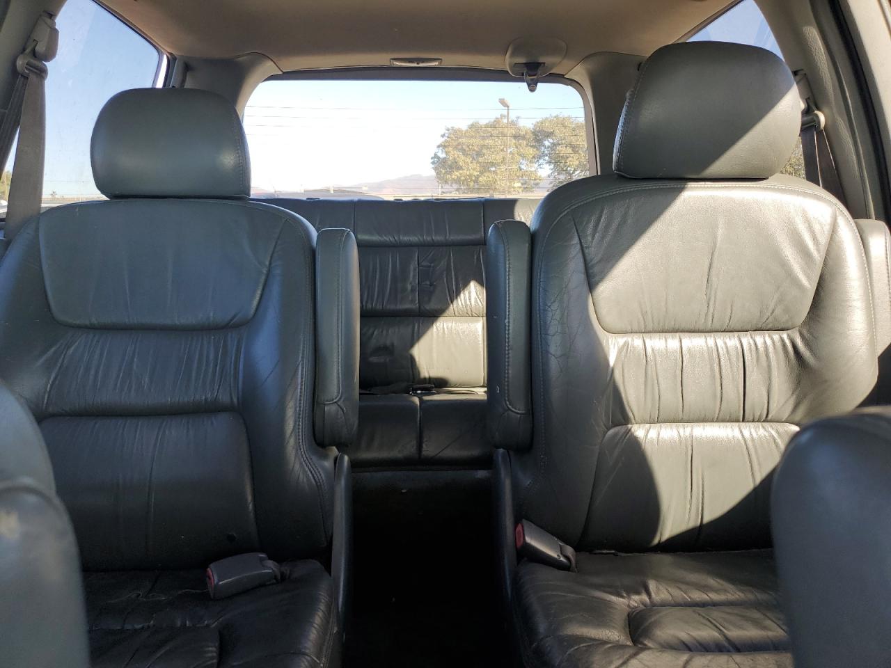 2002 Honda Odyssey - Image 10
