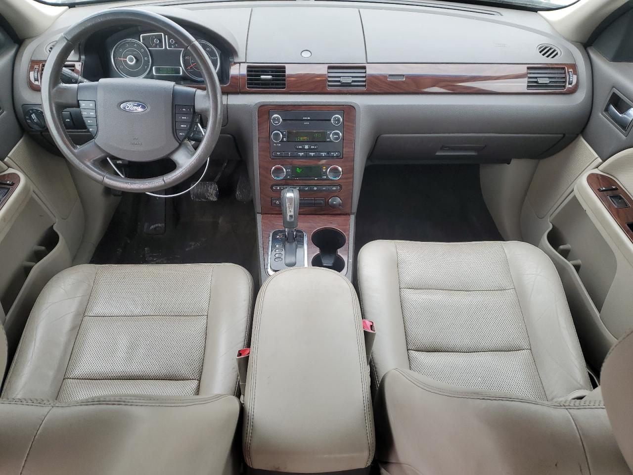 2008 Ford Taurus - Image 8