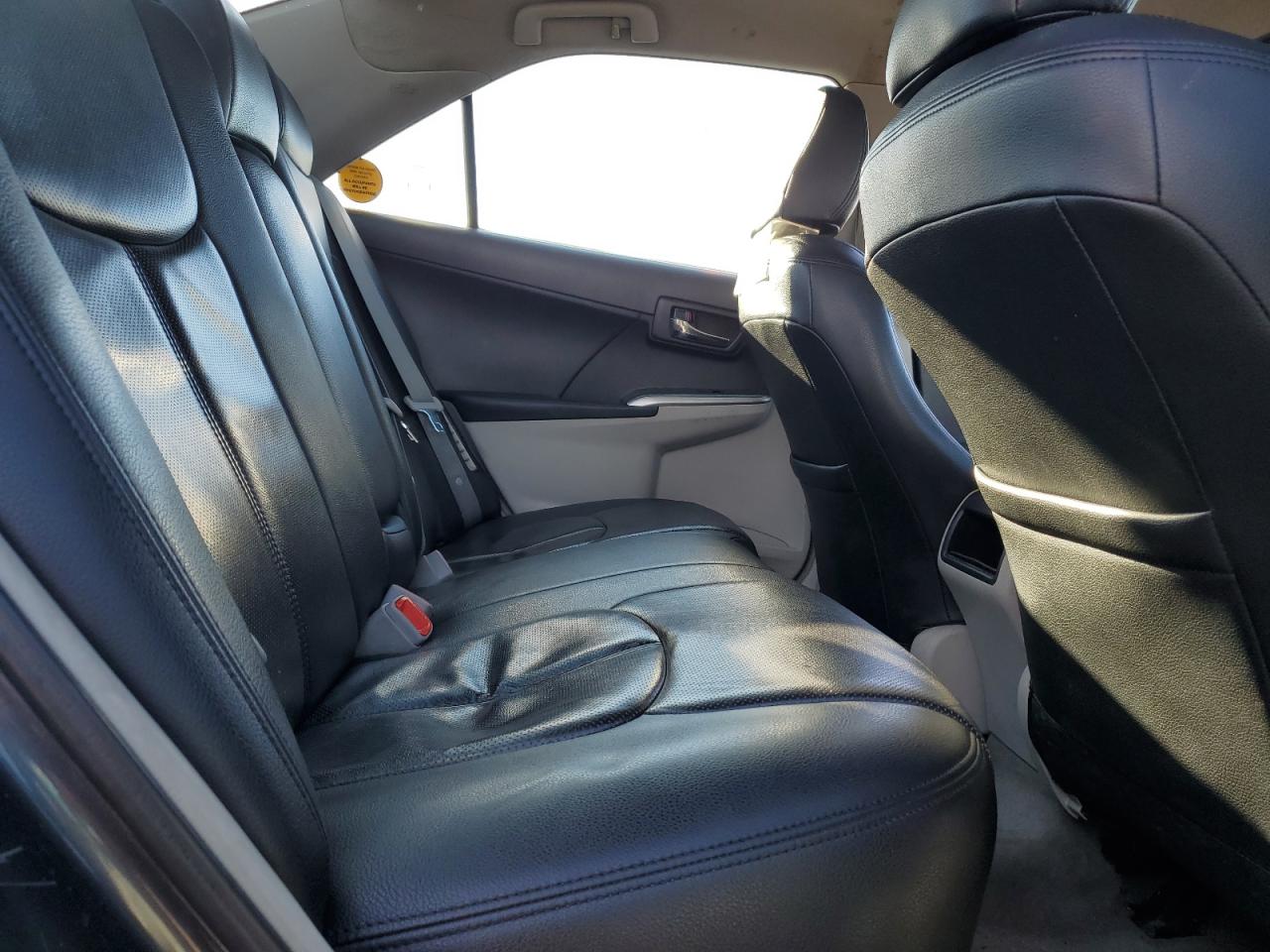 2012 Toyota Camry - Image 10