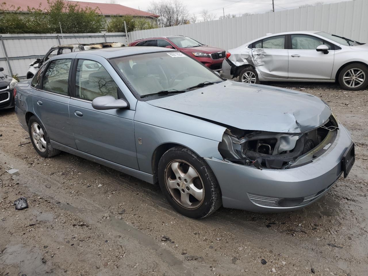 2003 Saturn LW - Image 4
