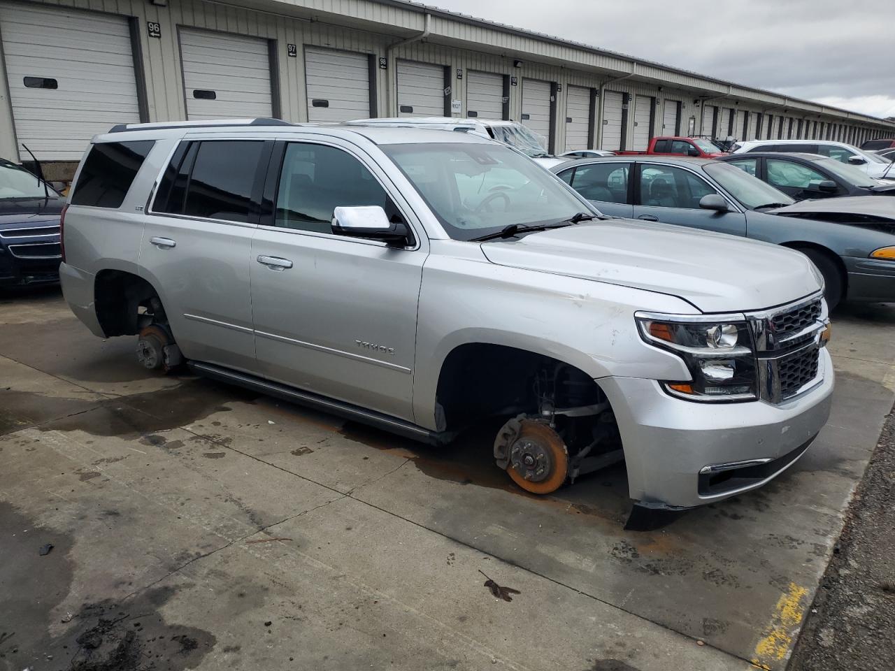 2016 Chevrolet Tahoe - Image 4