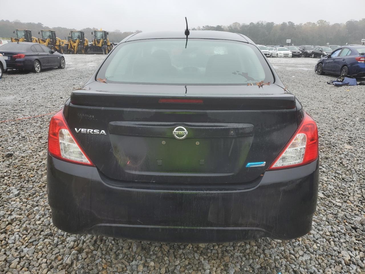 2015 Nissan Versa S VIN: 3N1CN7AP3FL877809 Lot: 80554344