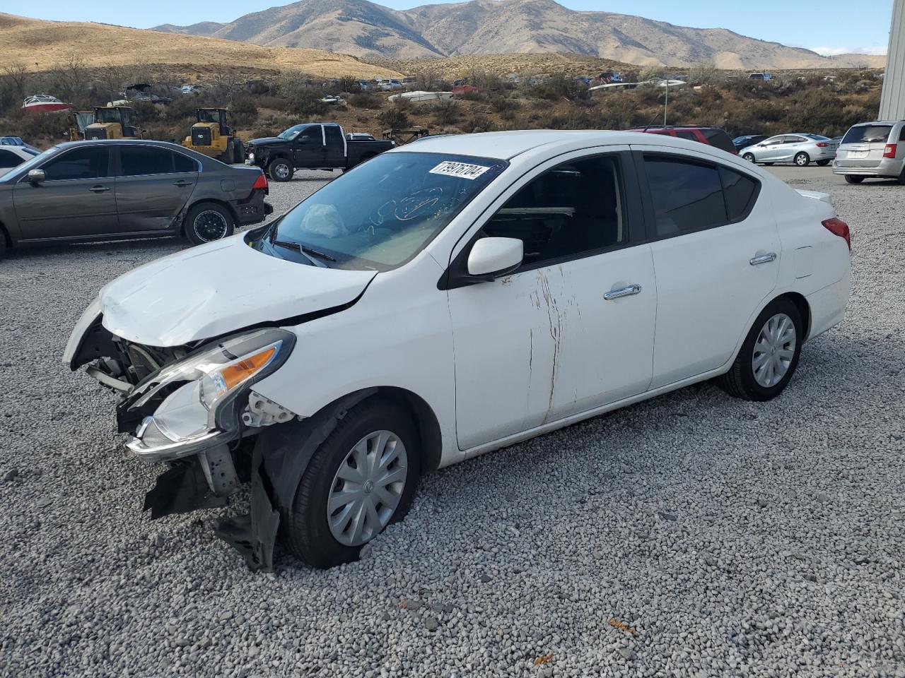 2016 NISSAN VERSA