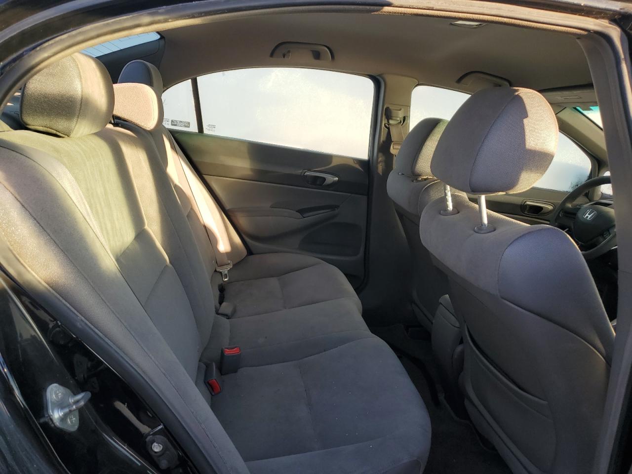 2007 Honda Civic Lx VIN: 1HGFA16557L130107 Lot: 52813445