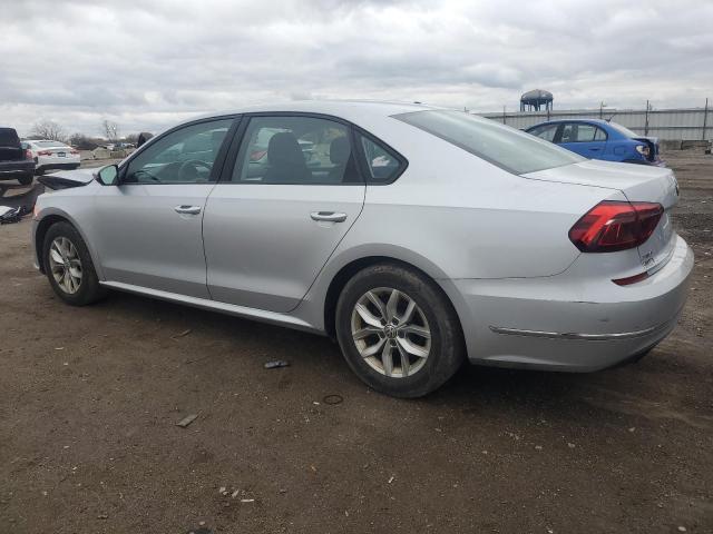  VOLKSWAGEN PASSAT 2018 Silver