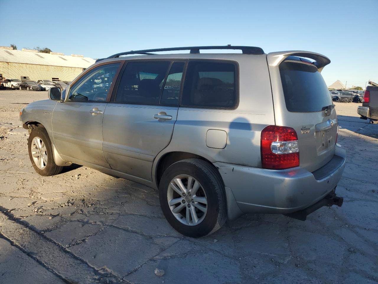 2006 Toyota Highlander - Image 2