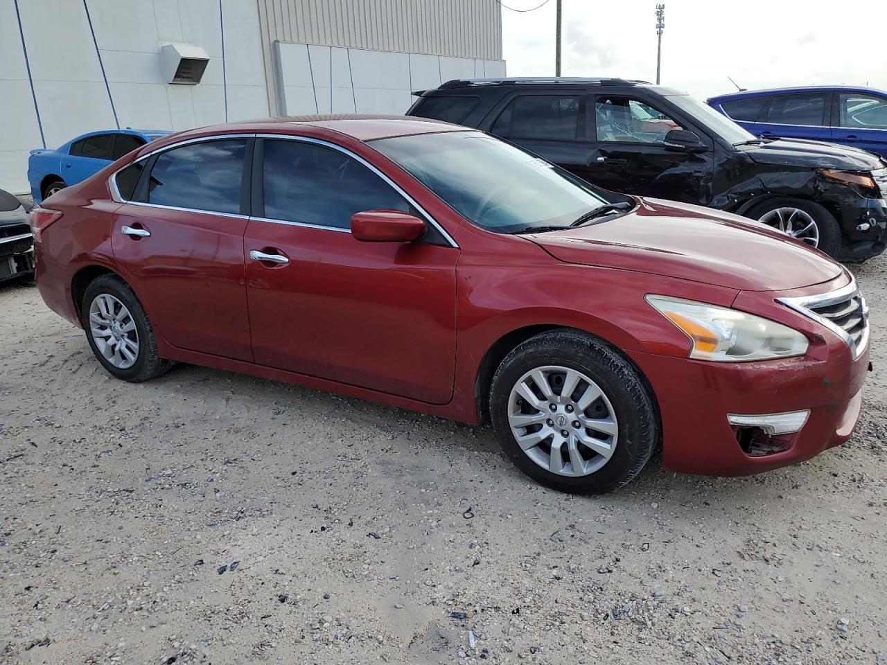 VIN 1N4AL3AP1DC174338 2013 NISSAN ALTIMA no.4