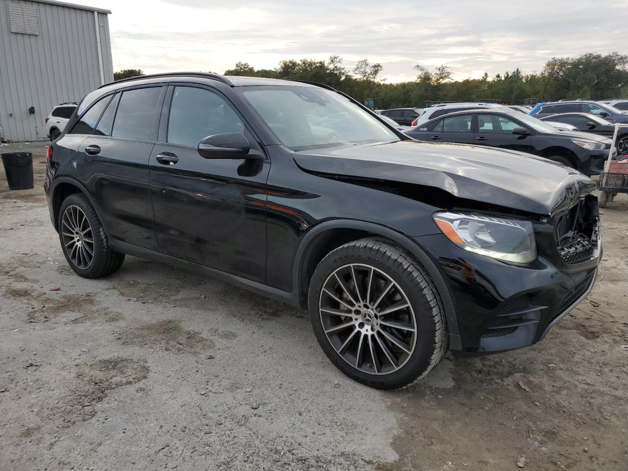 VIN WDC0G4JB7GF074651 2016 MERCEDES-BENZ GLC-CLASS no.4