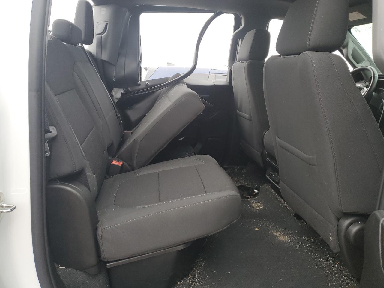 2022 Chevrolet Silverado - Image 10