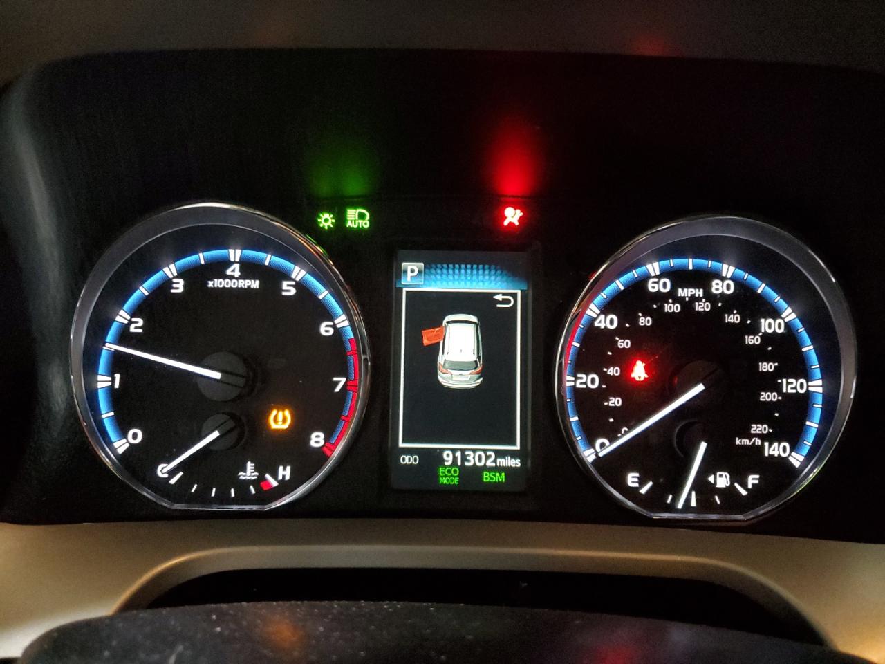 2016 Toyota RAV 4 - Image 9