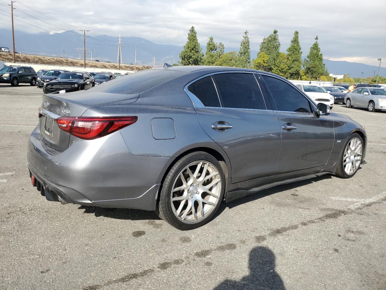 VIN JN1EV7AP0JM358479 2018 INFINITI Q50 no.3