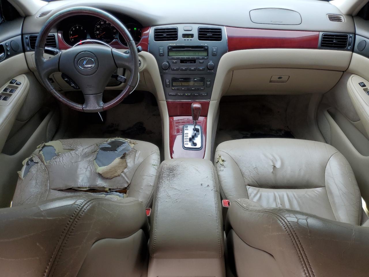 2003 Lexus ES - Image 8