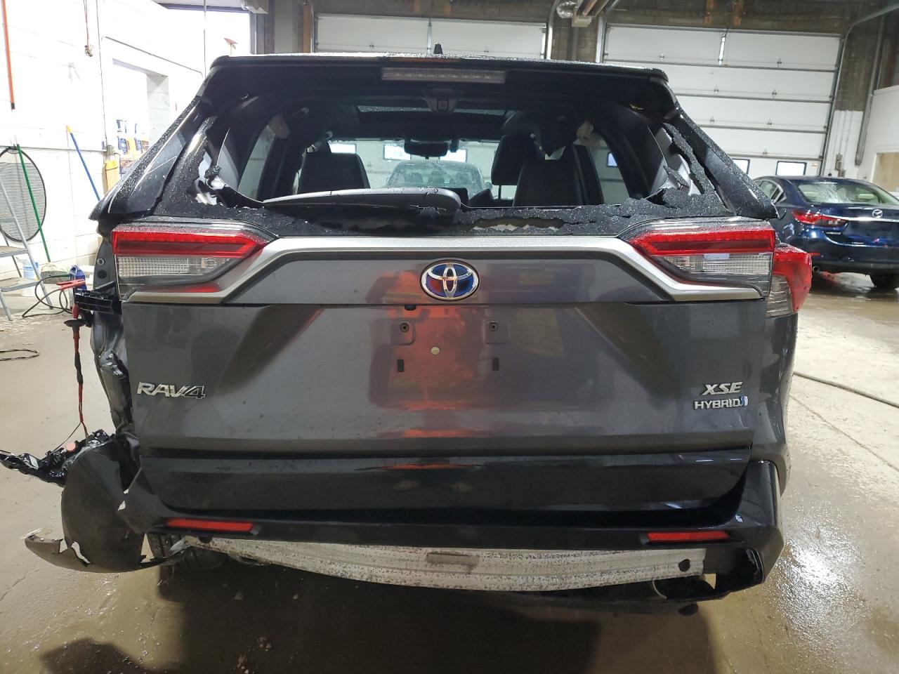 2020 Toyota RAV 4 - Image 6