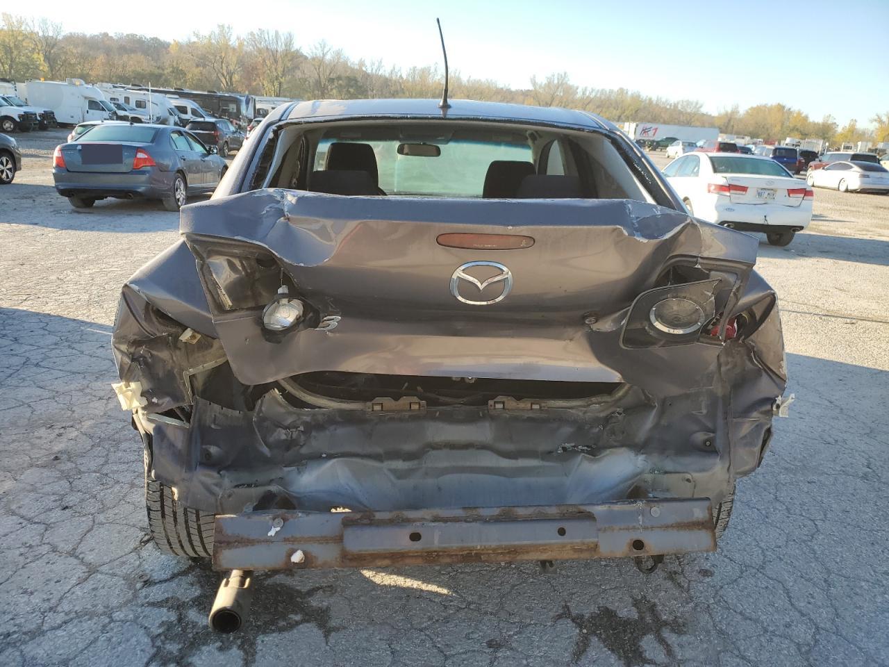 2008 Mazda 3 I VIN: JM1BK32F181135919 Lot: 78939834