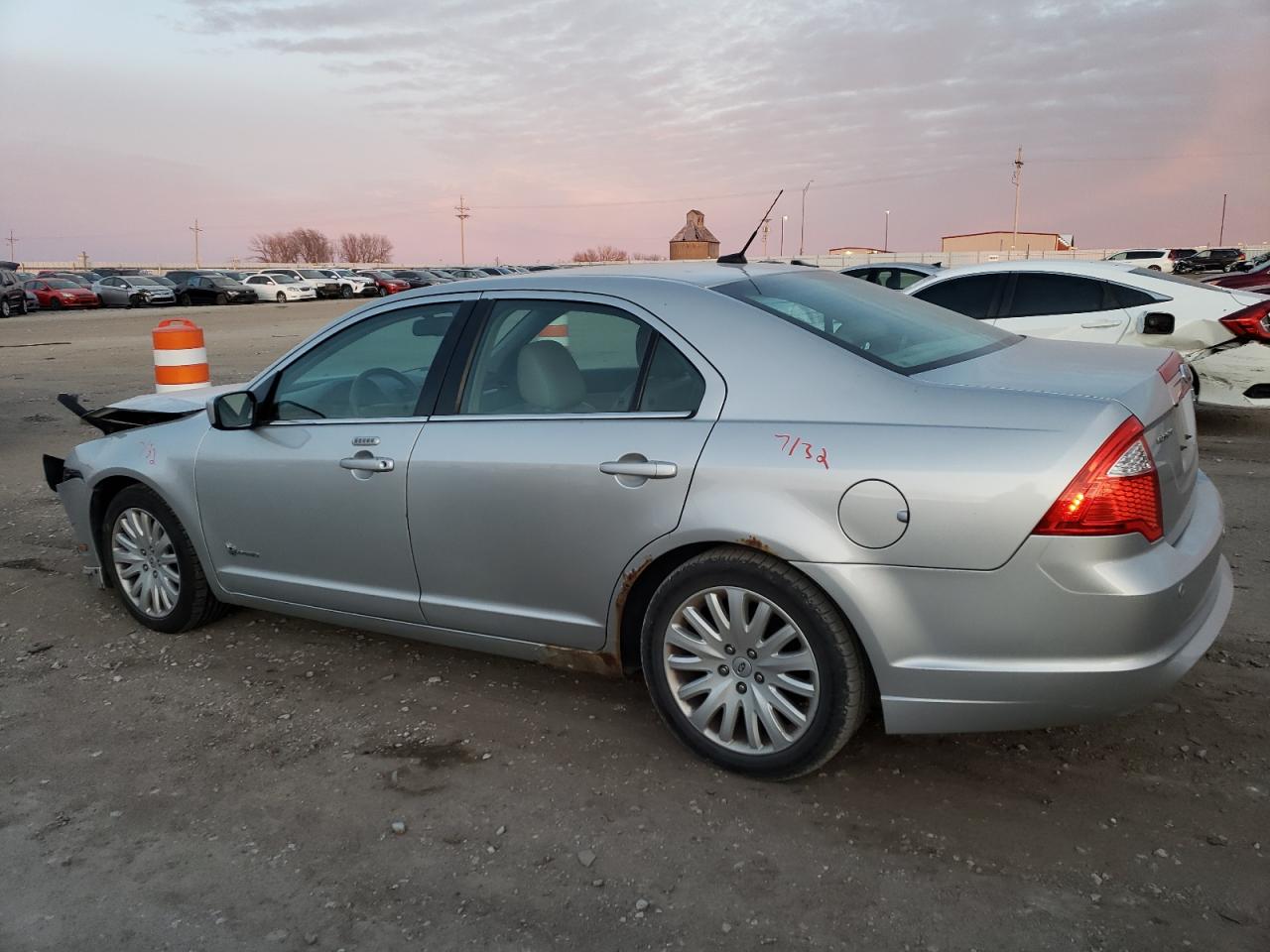 2010 Ford Fusion - Image 2