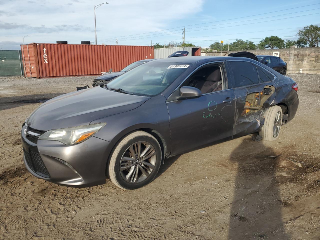 2016 Toyota Camry Le VIN: 4T1BF1FKXGU261236 Lot: 81308724