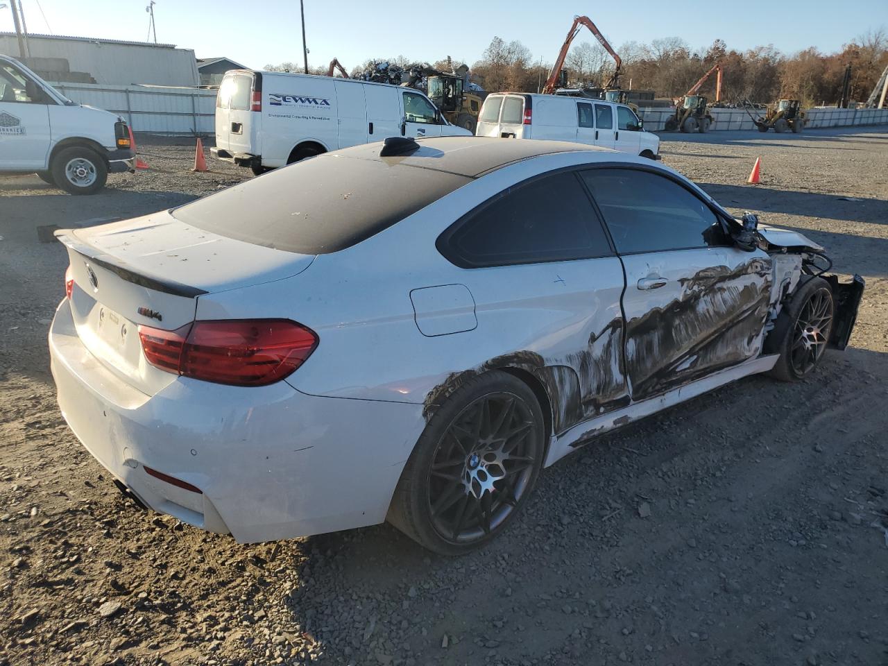 2017 BMW M4 - Image 3