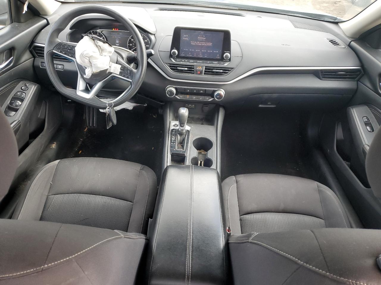 2020 Nissan Altima - Image 8