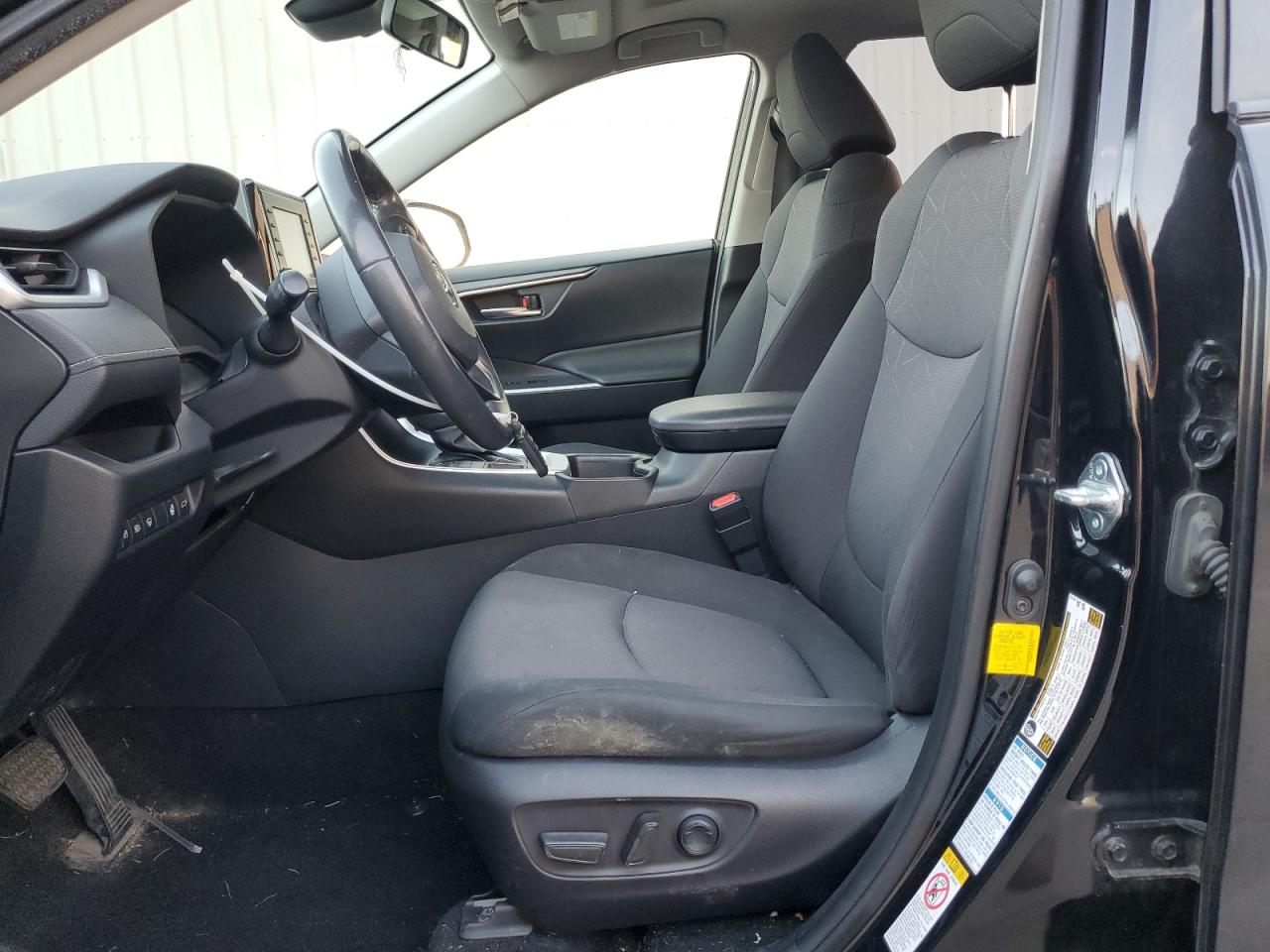 2019 Toyota RAV 4 - Image 7