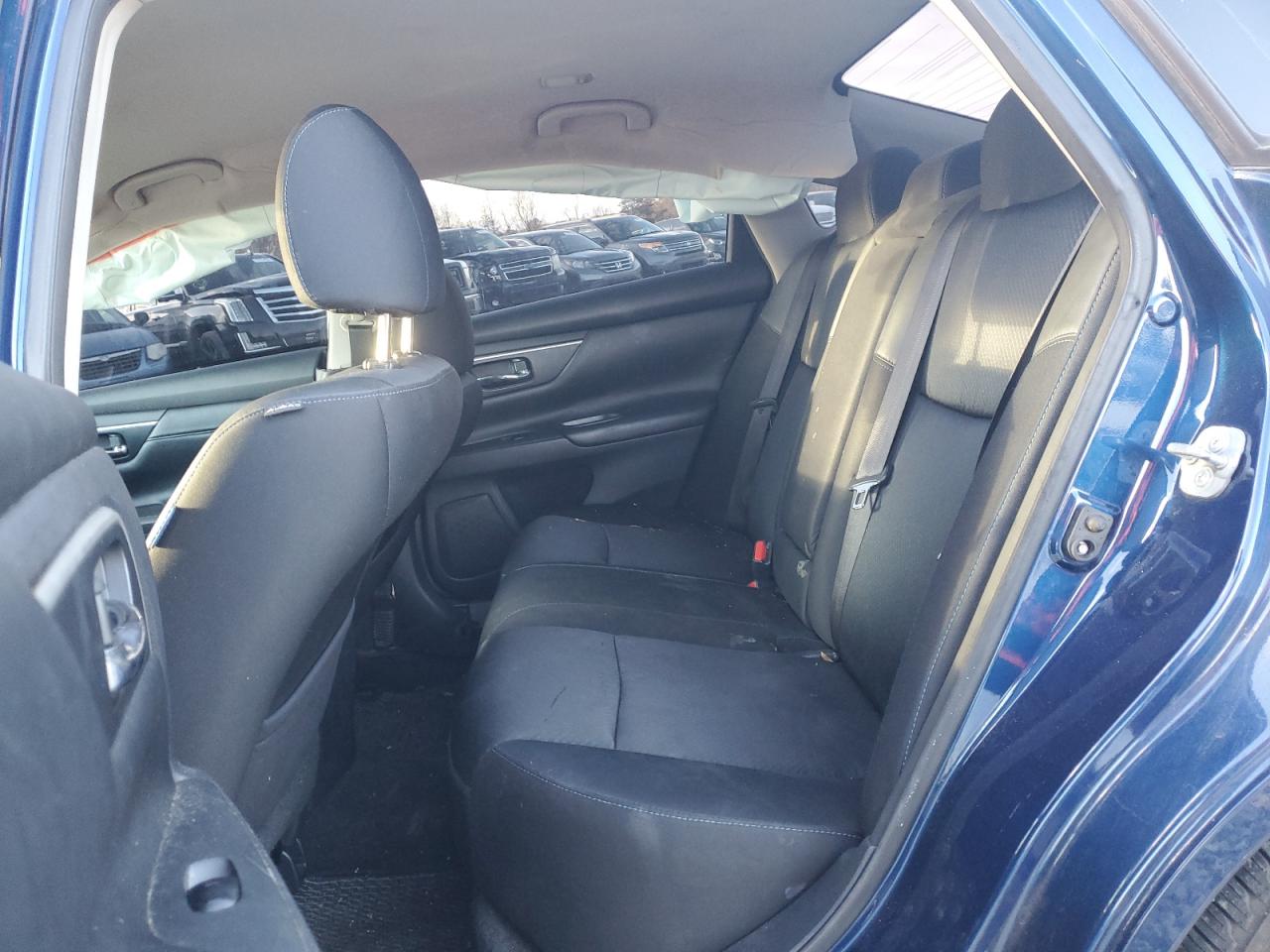 2017 Nissan Altima - Image 11