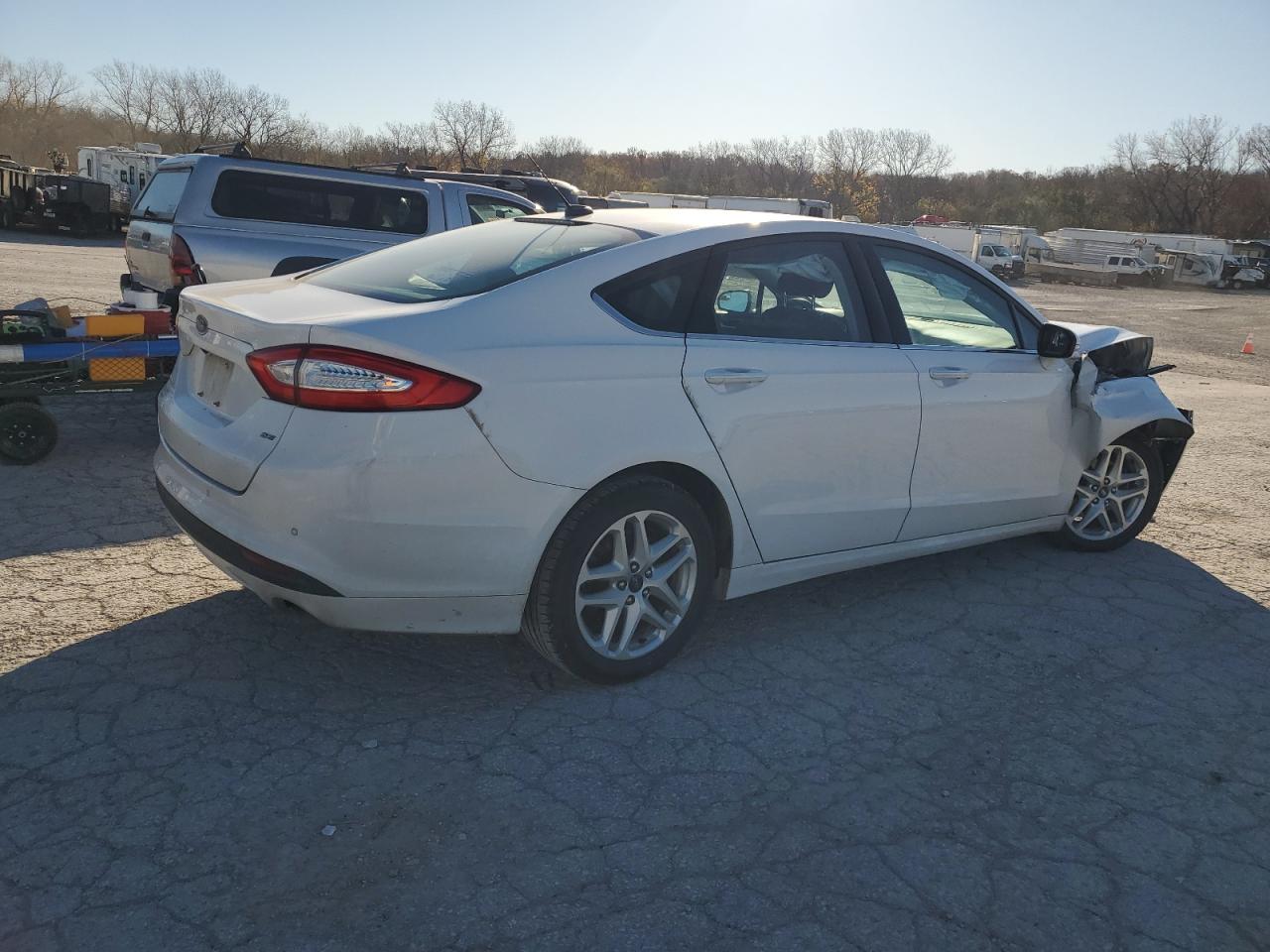 VIN 3FA6P0H76GR381098 2016 FORD FUSION no.3