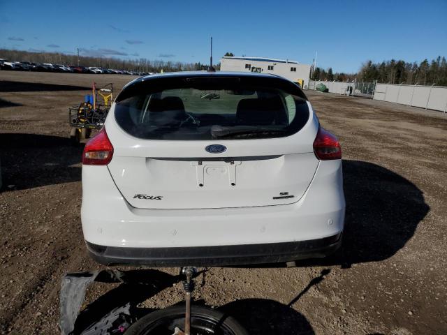 Hatchbacks FORD FOCUS 2016 White