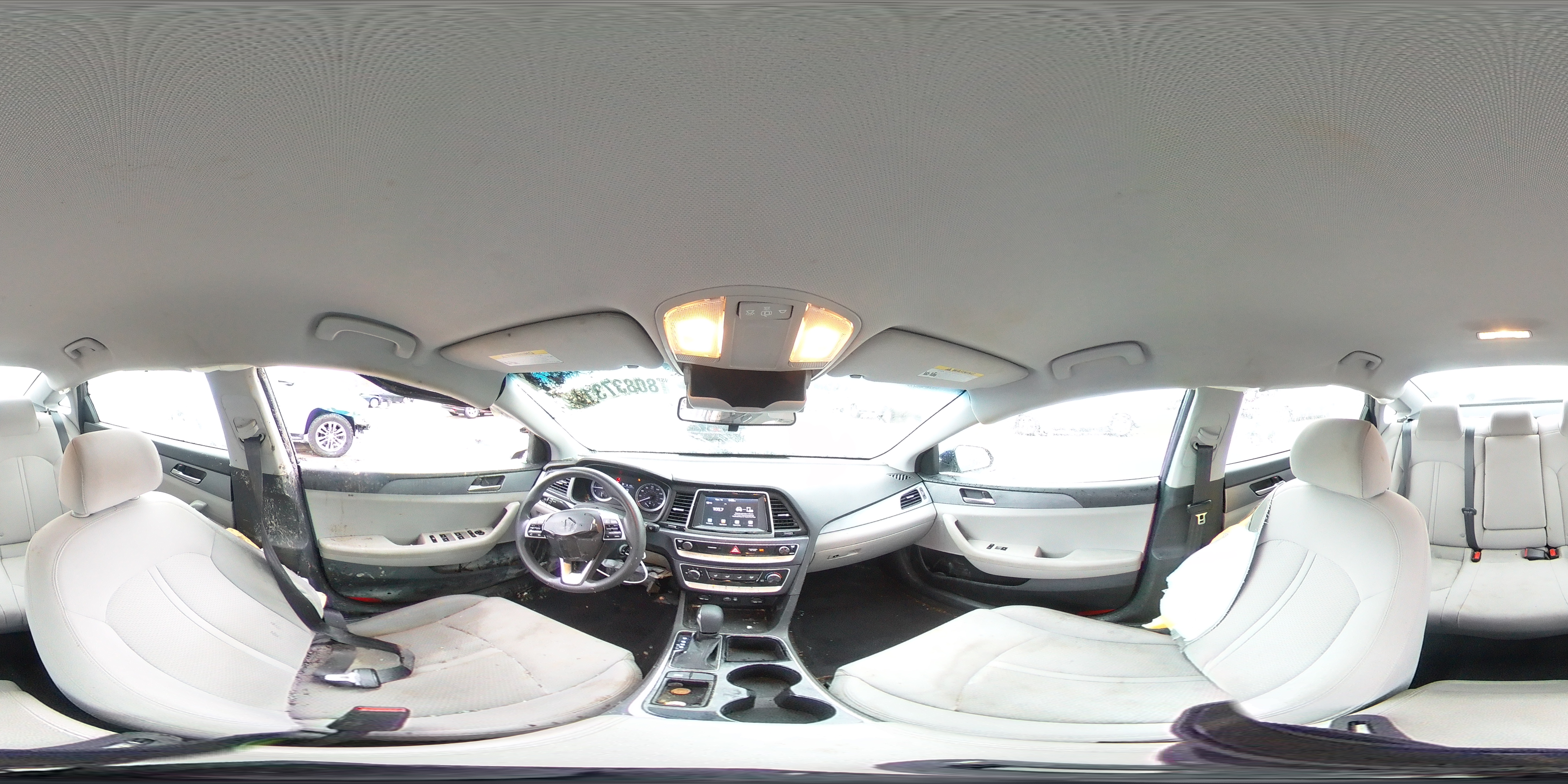 2018 Hyundai Sonata - Image 13