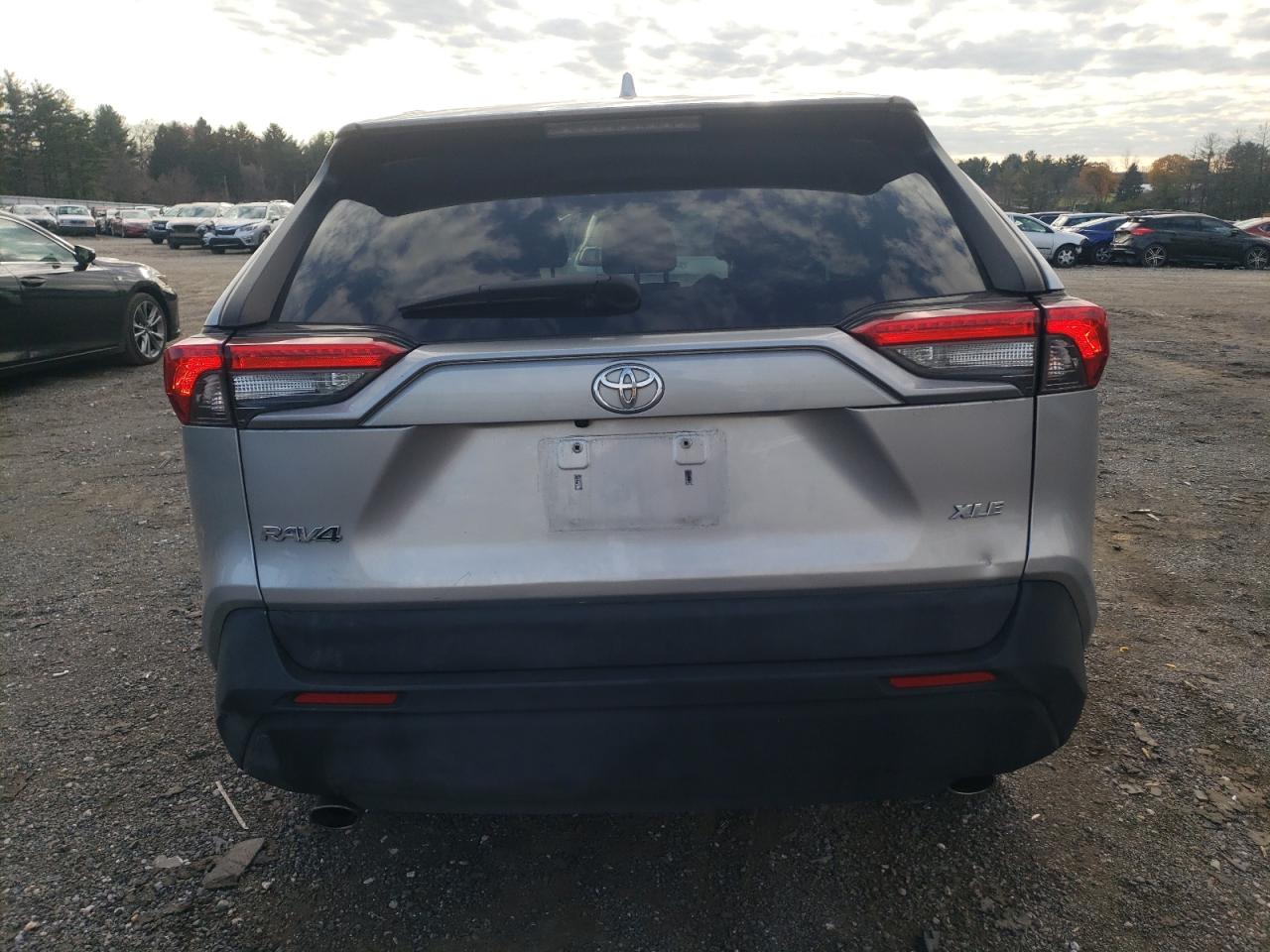 2020 Toyota RAV 4 - Image 6