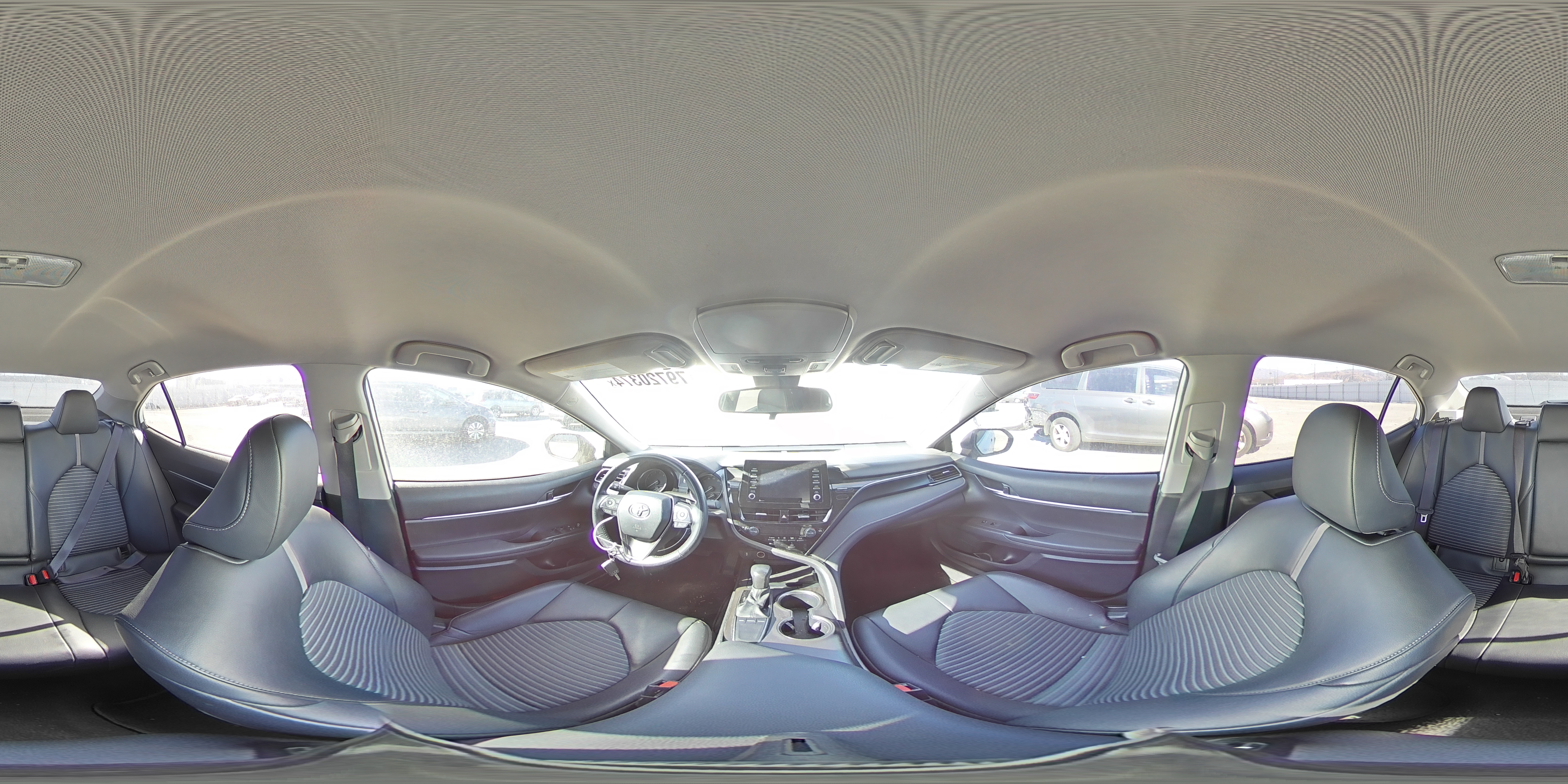 2022 Toyota Camry - Image 13