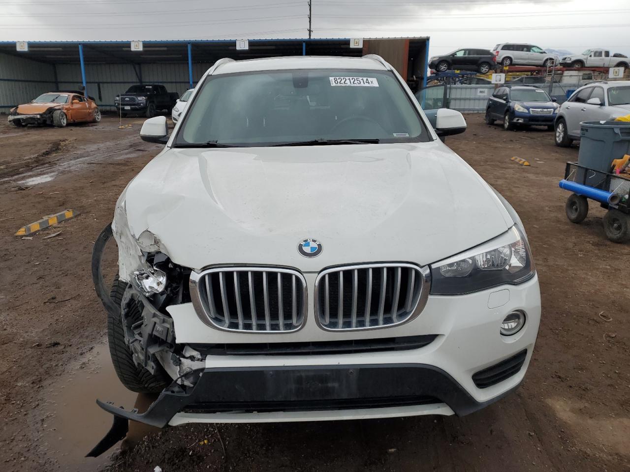 VIN 5UXWX9C32H0W69588 2017 BMW X3 no.5