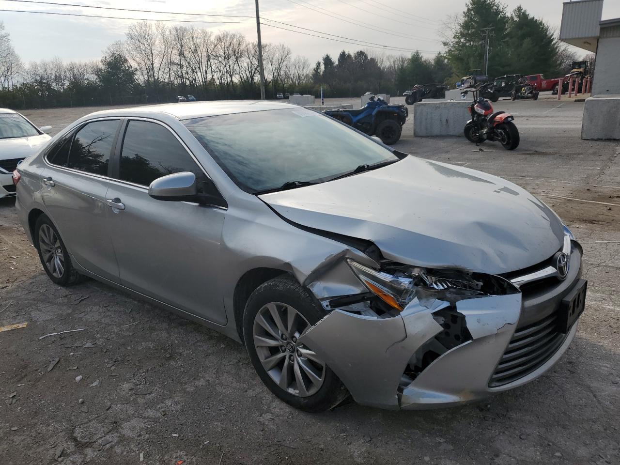 2016 Toyota Camry - Image 4