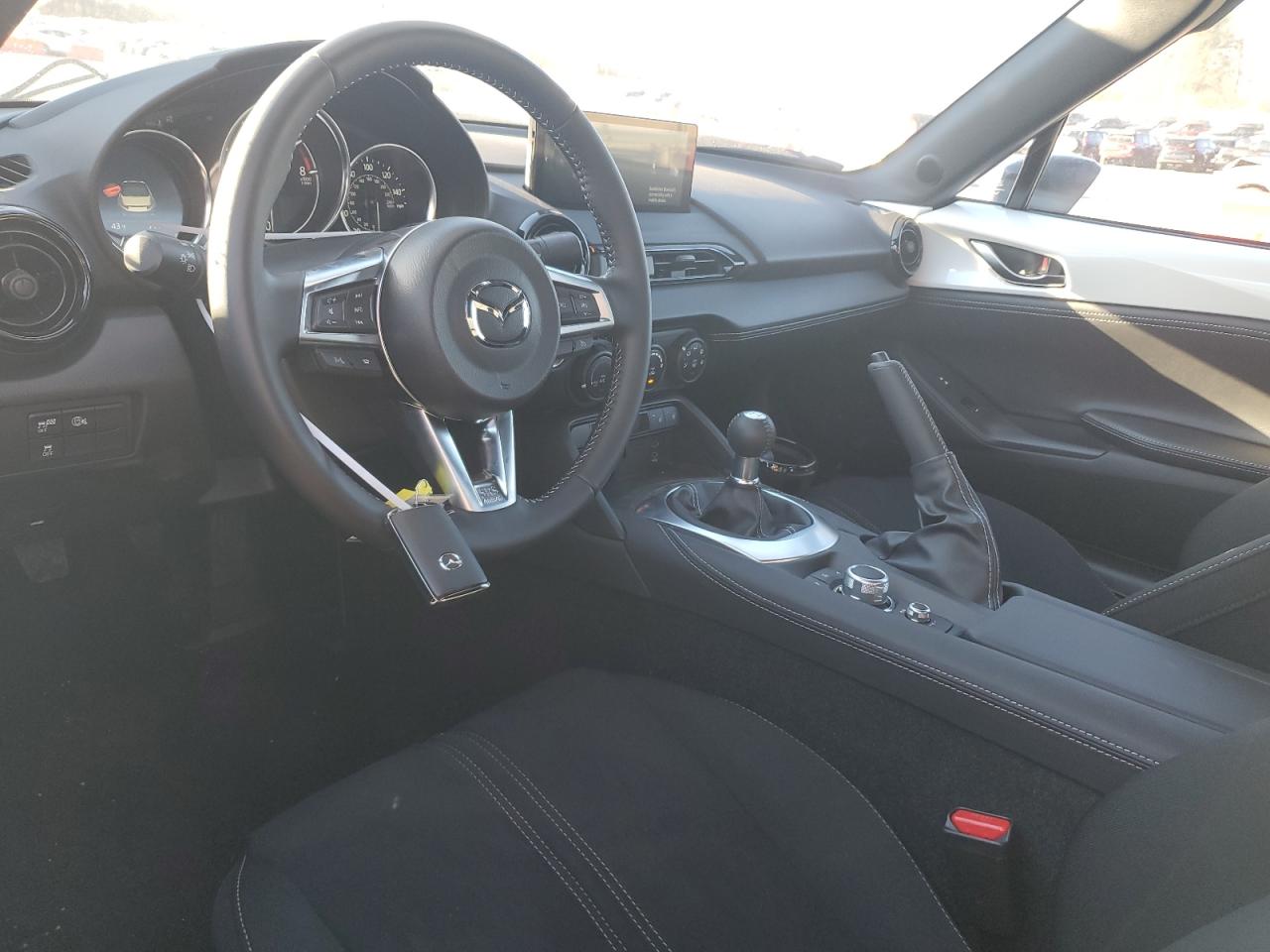 2024 Mazda MX-5 - Image 8